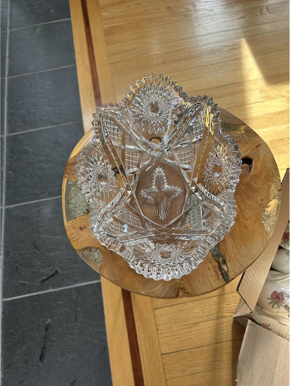 Cut Glass Sunflower Criss Cross Oblong Sawtooth Bowl